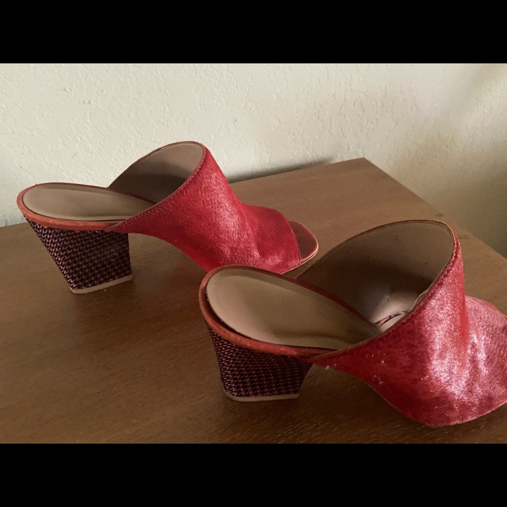 Slide Sandal - Picture 3 of 3